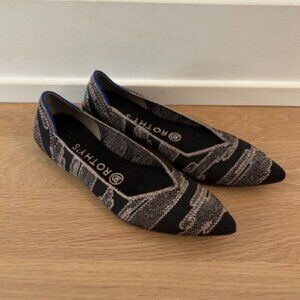 Rothy's The Point Flat Sz 8 Black and Tan